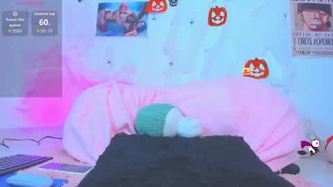 Mia Engels  online show from October 25, 2:08 am