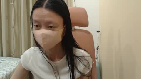 miahchan68 online show from April 11, 2:43 pm