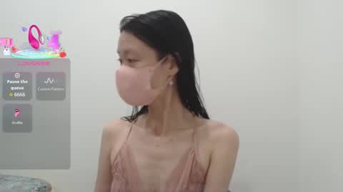 miahchan68 online show from September 30, 2:12 pm