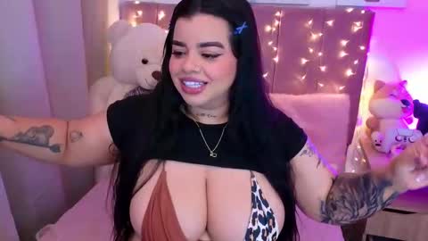 Miah Joness online show from February 2, 10:20 pm