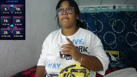 miajoseph_ online show from May 5, 3:09 am