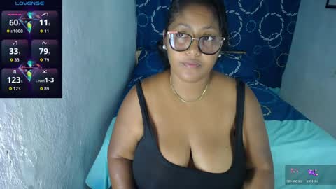 miajoseph_ online show from April 26, 3:26 am