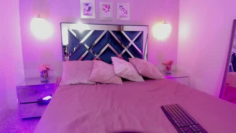 Mia Khalifa online show from March 3, 11:36 am