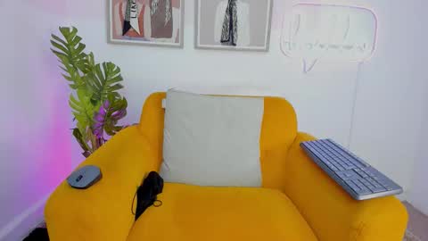 Mia Khalifa online show from September 9, 3:50 am