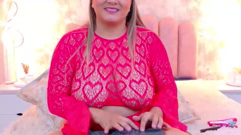 Mia online show from April 9, 4:37 am