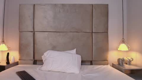 Mia  online show from January 30, 4:06 am