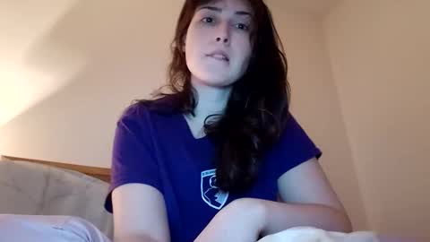 miamoon123 online show from December 5, 8:22 pm