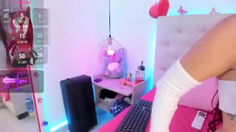 mia online show from July 13, 1:12 pm