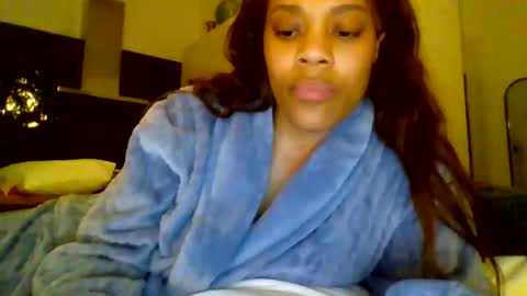 Snapshot of miamuffin8 chatting on February 1, 2:58 am MiaMuffn online show from February 1, 2:58 am