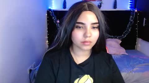 Snapshot of miapeyton chatting on December 30, 4:18 pm Mia Peyton   online show from December 30, 4:18 pm