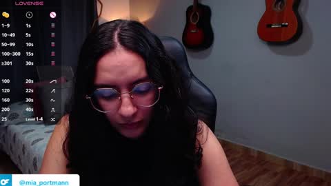 MIAPORTMANN online show from January 11, 3:42 pm