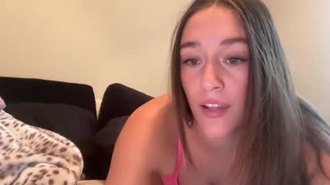 Snapshot of miarosesecretaccount chatting on September 21, 9:46 pm Mia Rose online show from September 21, 9:46 pm