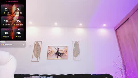 Mia Vegas online show from January 13, 9:30 pm