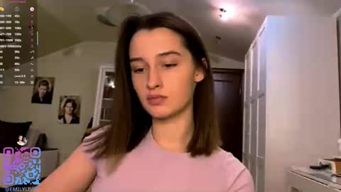 Emily online show from December 14, 2:23 pm