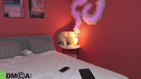 michele_mack online show from September 30, 2:17 am