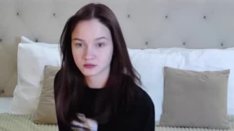 Michelle online show from November 4, 1:38 pm