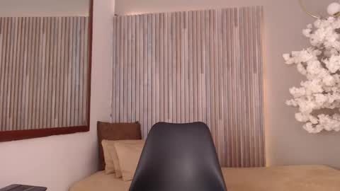 Michelle online show from September 27, 2:13 pm