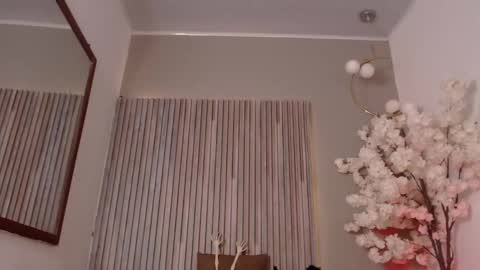 Michelle online show from October 15, 3:36 pm