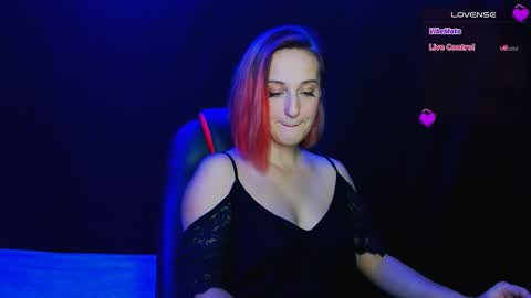 Snapshot of michelleevie chatting on December 6, 1:51 am Agatha online show from December 6, 1:51 am