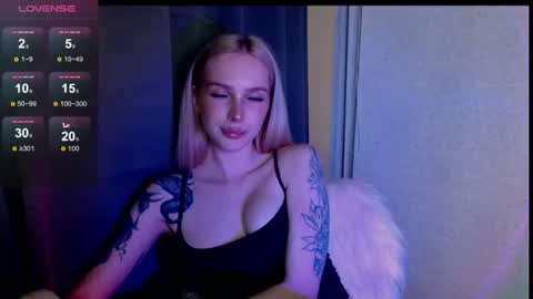 Michelle online show from June 19, 5:27 pm