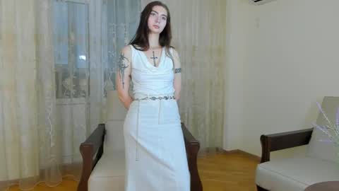 Amelia online show from June 11, 2:25 pm
