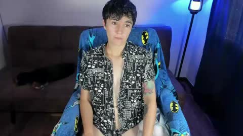 Blue online show from April 15, 3:34 pm