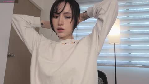 midori__san online show from October 15, 3:14 pm