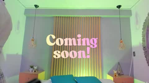 Mia online show from March 24, 12:43 pm