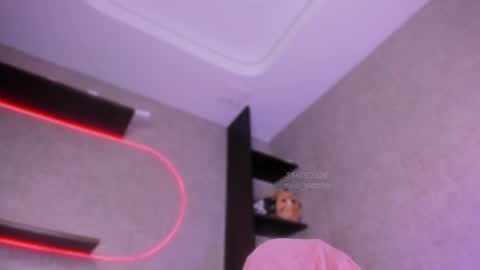 miia_sttone online show from March 31, 5:46 pm