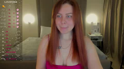 Mika online show from December 22, 2:15 am