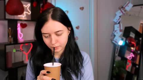 miki_ti online show from February 22, 6:47 am