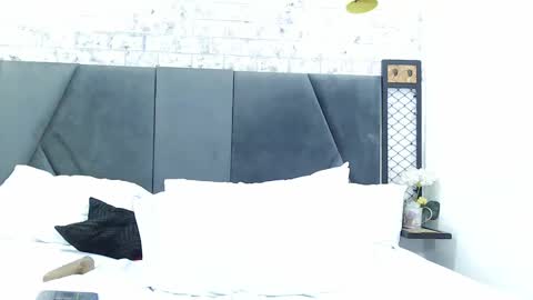 mila_adamss online show from February 17, 2:09 am