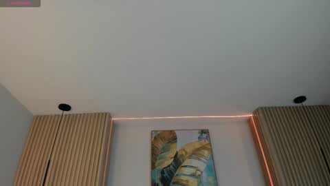 mila_hank online show from February 4, 1:14 pm