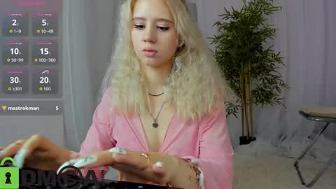 mila_kinor online show from September 27, 1:13 am