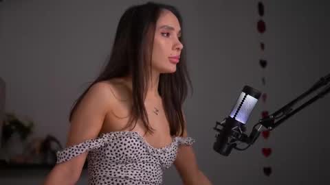 Snapshot of mila_may_ chatting on February 9, 6:11 am mila may  online show from February 9, 6:11 am