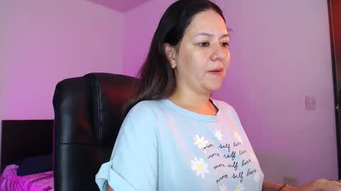 mila_phoenix online show from November 25, 10:28 am