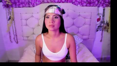 laura online show from February 15, 7:51 am