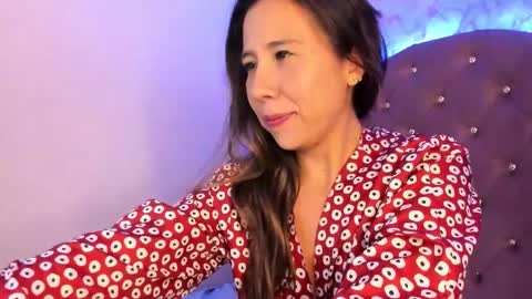 S O F I A  online show from November 15, 11:33 am