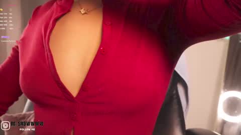 Snapshot of mila_snoow chatting on October 6, 11:49 am M I L A  online show from October 6, 11:49 am