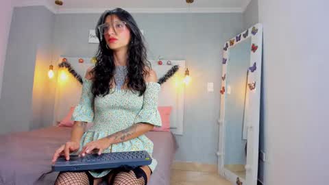          online show from December 30, 7:53 pm