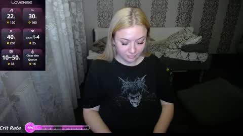 Mila online show from October 4, 9:19 pm