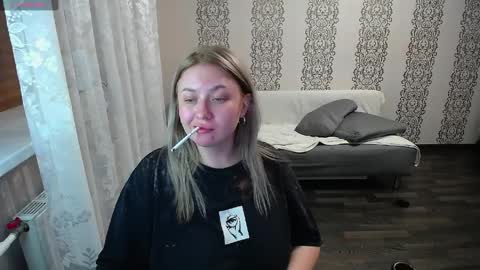 Mila online show from April 7, 12:01 am