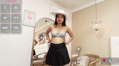 miladiosa online show from February 14, 1:46 pm