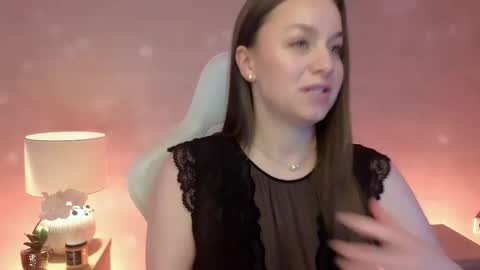 Mila Fleur online show from March 25, 3:04 pm