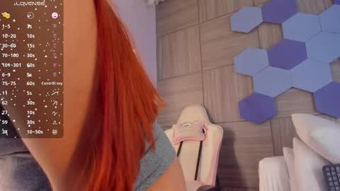    online show from December 3, 10:39 am