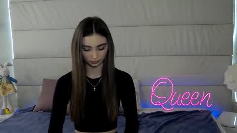 milalick online show from April 4, 10:03 am