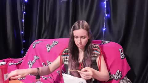 MilAna online show from September 8, 7:46 pm