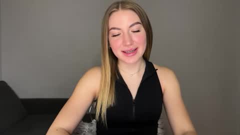 Milana online show from February 17, 6:28 pm