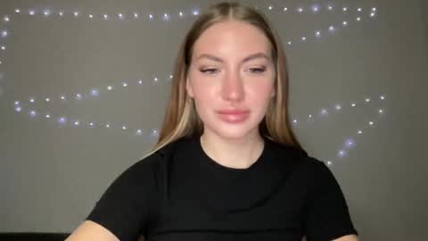 Milana online show from December 23, 12:19 pm