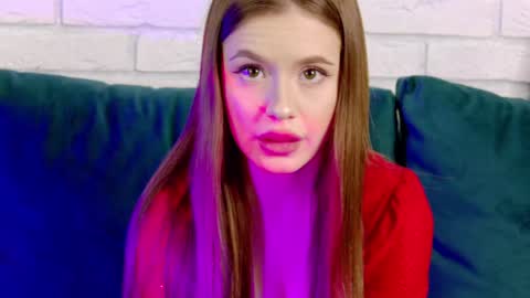 MilanaBalmain online show from February 5, 5:10 pm